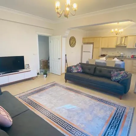 Erguen 37-2 Apartment